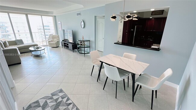 Building Photo - 5600 Collins Ave