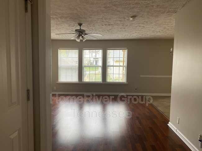 Building Photo - 1313 Tonya Dr