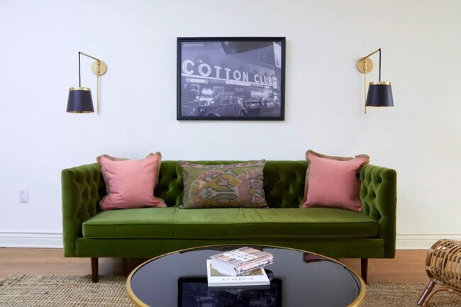 Foto del edificio - 2317 N Rampart St