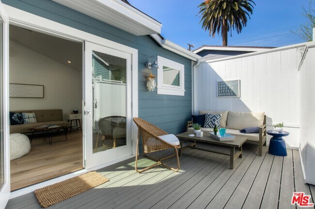 Foto del edificio - Bicknell Bungalows