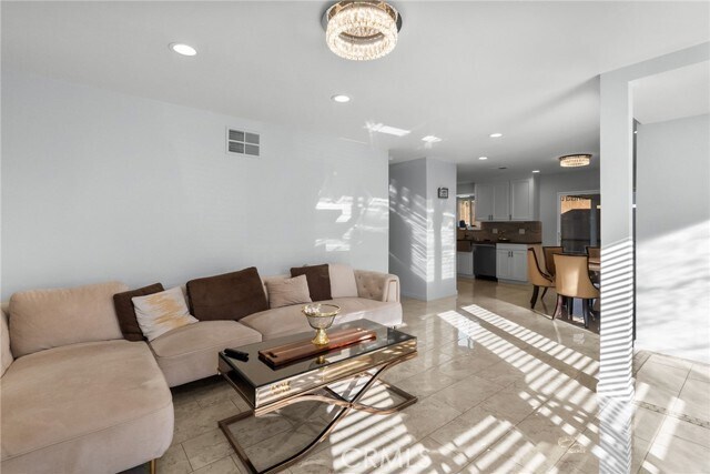 Building Photo - 4700 Topanga Canyon Blvd