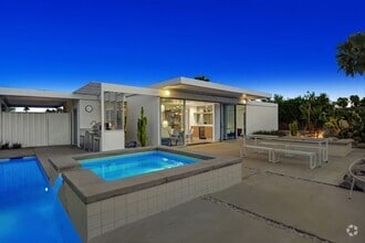 Building Photo - 3133 N Sunnyview Dr