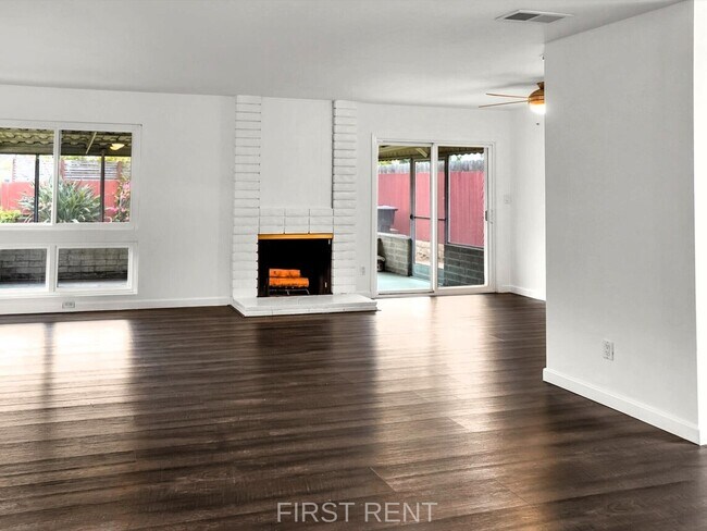 Foto del edificio - 6969 Boxford Dr