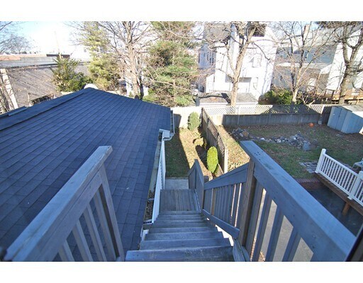 Building Photo - 174 Albion St