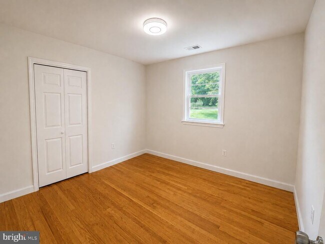 Foto del edificio - 12658 Scaggsville Rd