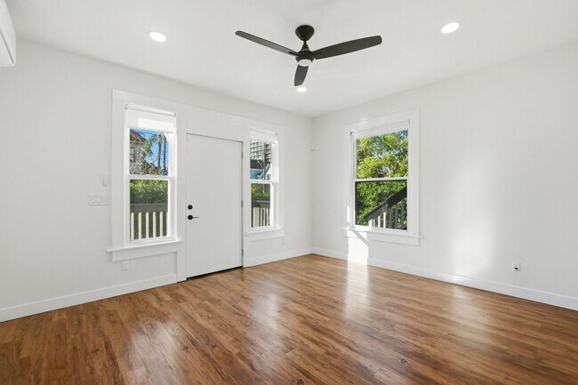 Foto del edificio - 312 Brookes Ave
