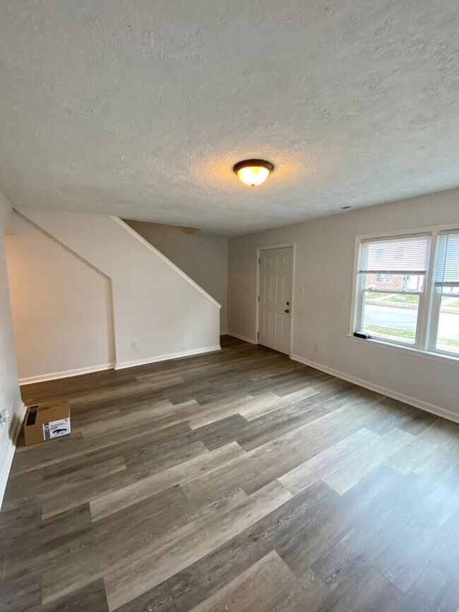 Foto del edificio - 3-bedroom townhome in Chesapeake available...