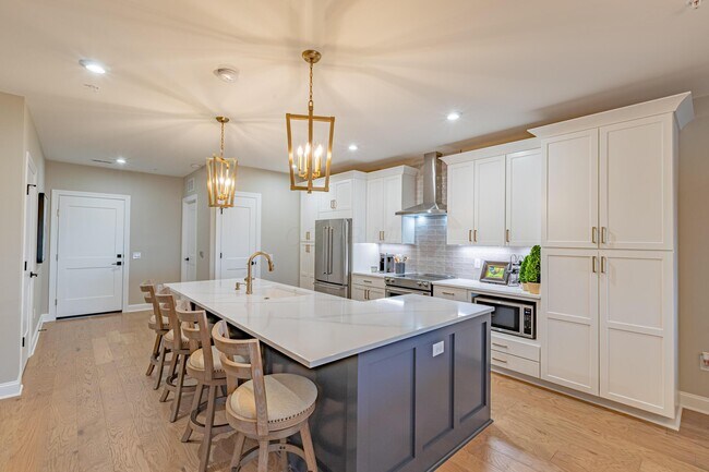 Foto del edificio - 5211 Highpointe Lakes Dr