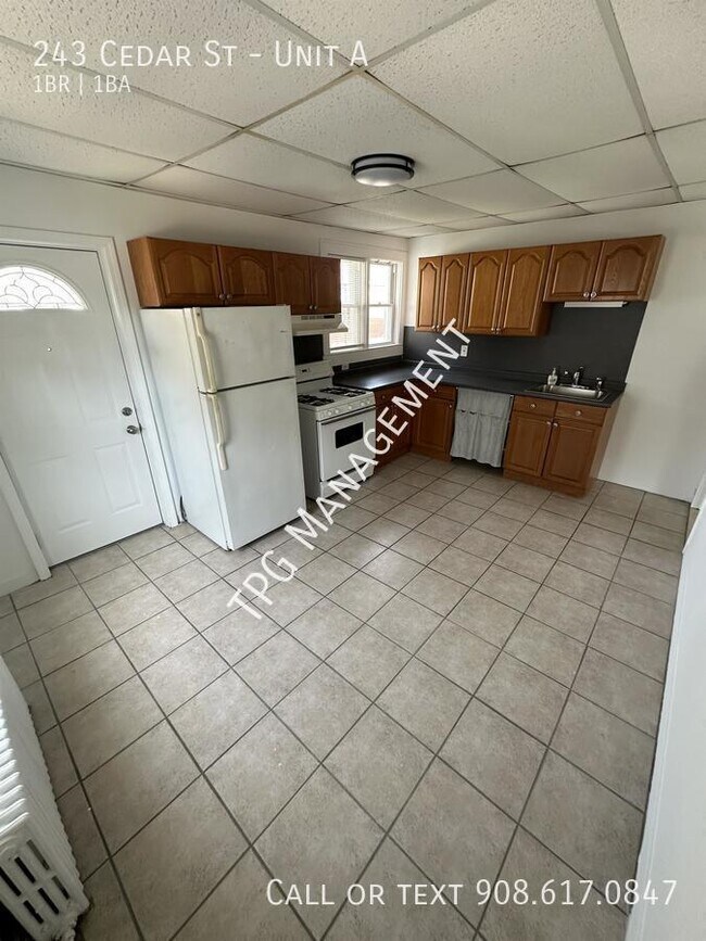243 Cedar St Unit A, South Amboy, NJ 08879 Room for Rent in South