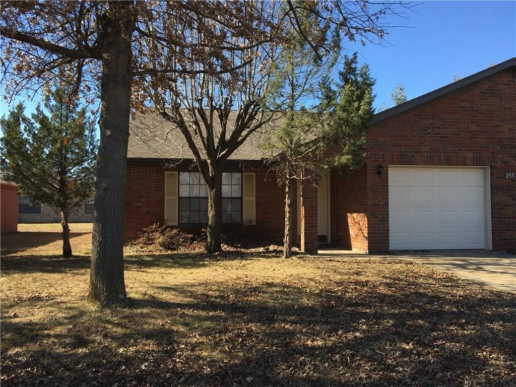 Primary Photo - 258 N Campbell Dr