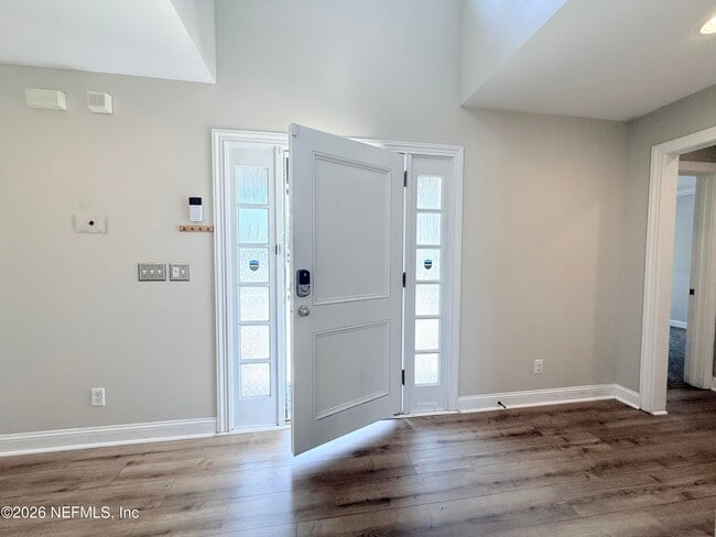 Building Photo - 5511 La Moya Ave