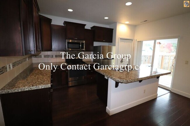 Foto del edificio - 1129 Lilac St