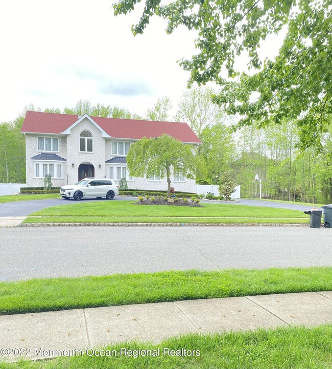 Building Photo - 1 Wiltshire Dr