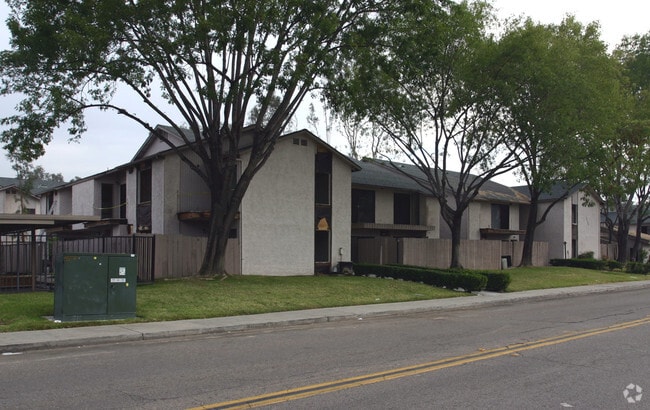 Building Photo - Stone Canyon Condominiums