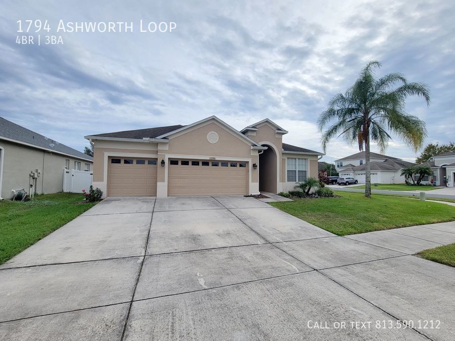Primary Photo - Beautiful Lakeland Home