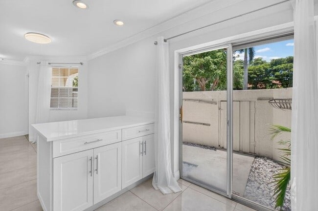 Photo - 6665 Via Regina (Boca Raton, FL) Townhome