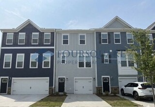 Building Photo - 849 Parc Townes Dr