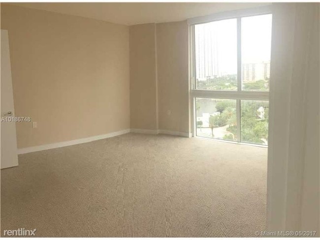 Building Photo - 150 Sunny Isles Blvd