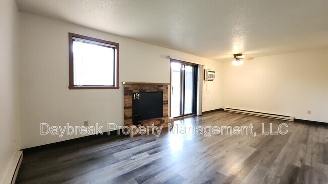 Foto del edificio - 3402 15th Ave S