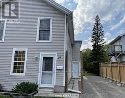 Photo du bâtiment - 26 Whiting Ave