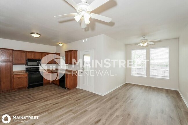 Building Photo - 204 Ridgeway Blvd, Weatherford, TX 76086