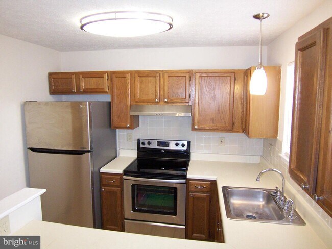 Foto del edificio - 852 W Spring Meadow Ct