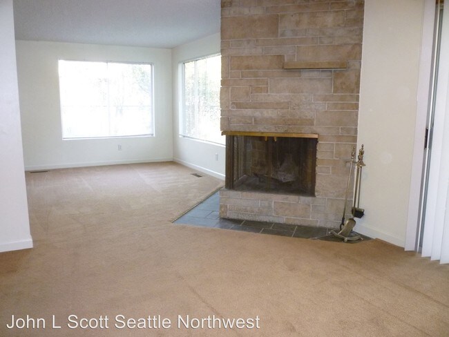 Building Photo - 3 br, 2 bath House - 13306 15th Ave NE
