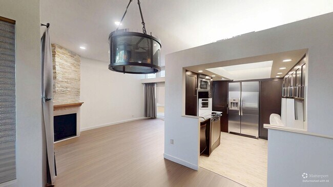 Foto del edificio - Beautiful 2-Bed/2-Bath Condo