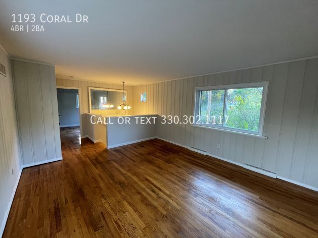 Foto del edificio - Spacious 4 bedroom home for rent - Akron