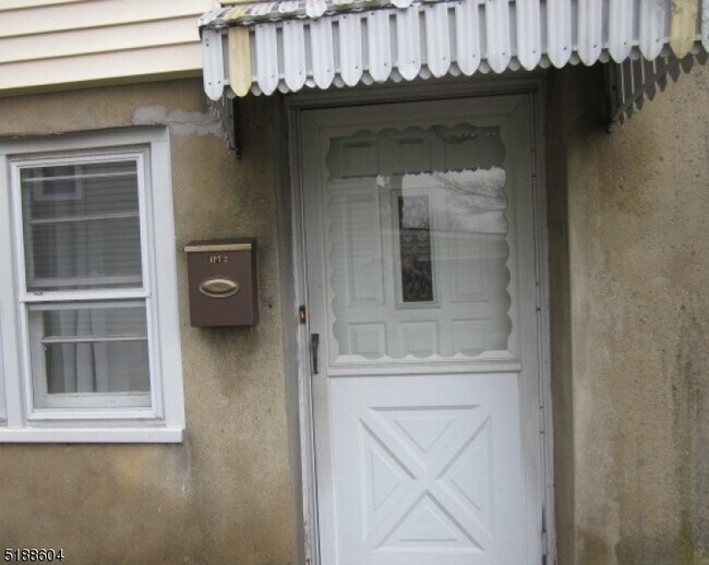 Foto del edificio - 16 Shunpike Rd