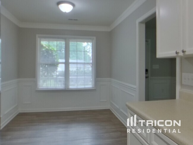 Building Photo - 5303 Collins Street Charlotte NC