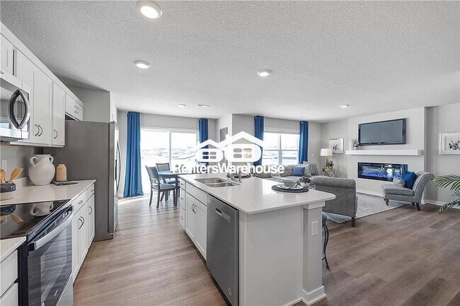 Building Photo - 2205 Bugge Dr