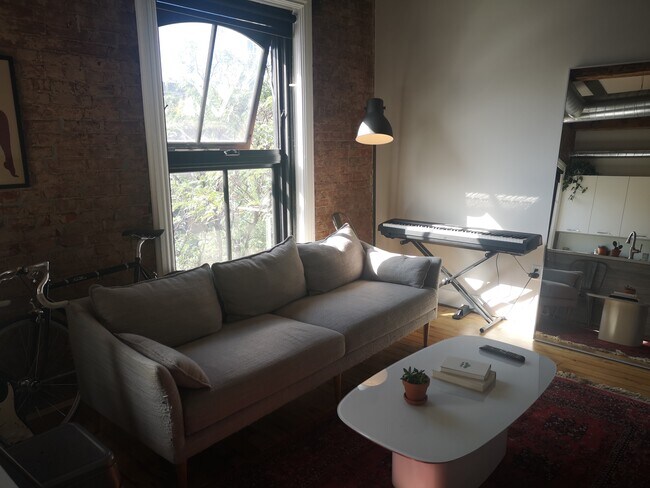 Photo du bâtiment - Treble Hall