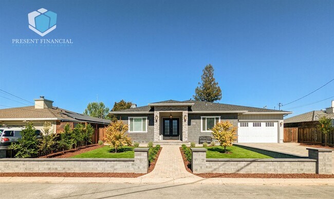 Building Photo - 5 br, 4 bath House - 14920 Sutton Dr