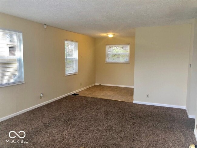 Foto del edificio - 3516 N Hawthorne Ln