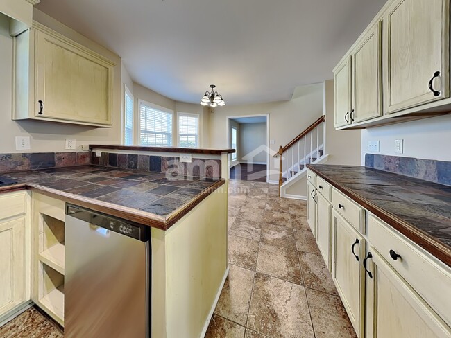 Foto del edificio - 6300 Willowdell Dr