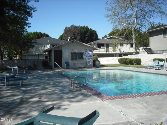 Building Photo - 715 Halyard St