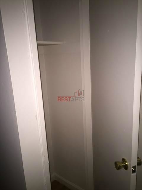Foto del edificio - 243 E 81st St