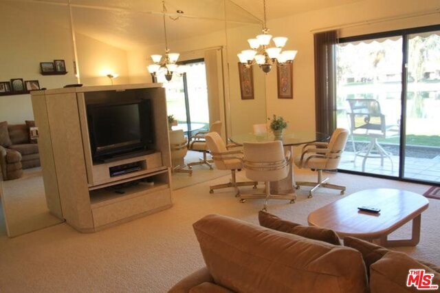 Foto del edificio - 40280 Bay Hill Way