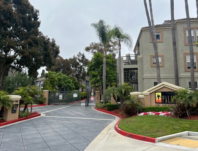 Foto del edificio - 1 Bedroom condo located in beautiful gated...