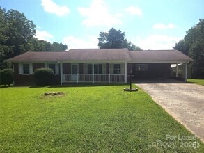 Building Photo - 192 Sigmon Rd