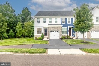 Building Photo - 401 Wynstone Ct