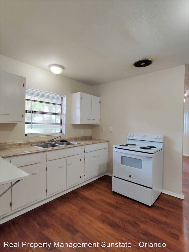 Building Photo - 3 br, 1 bath House - 2827 Sanka Drive