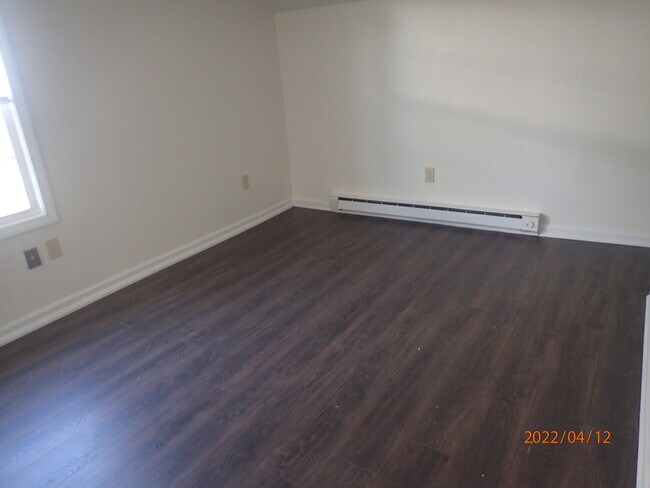 living room - 171 Bay St