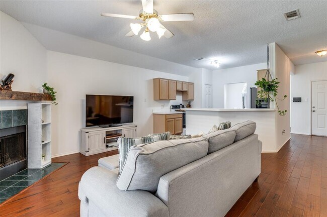 Foto del edificio - 9088 Brushy Creek Trail