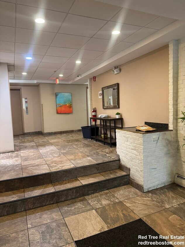 Foto del edificio - 16 Whites Ave