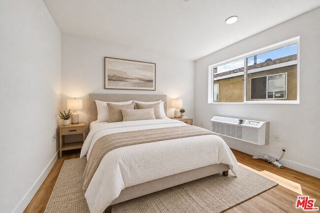 Foto del edificio - 219 E 87th St