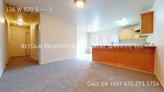 Foto del edificio - 136 W 820 S