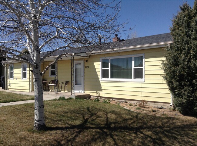 Foto del edificio - 2 BEDROOM, 1 BATHROOM SINGLE FAMILY HOME