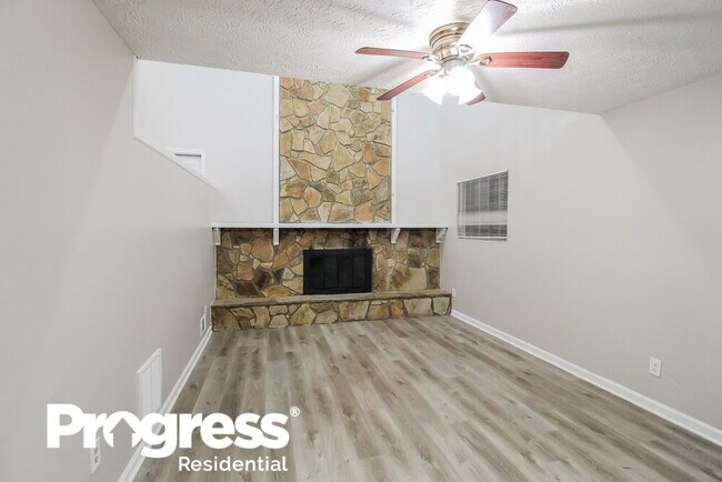 Building Photo - 6875 Fielder Ct